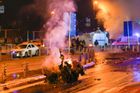 Výbuchy v Istanbulu zabily nejméně 38 lidí. K útoku se na internetu přihlásili kurdští separatisté