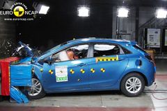 Nošovické Hyundai i30 má 5 hvězdiček za crash test