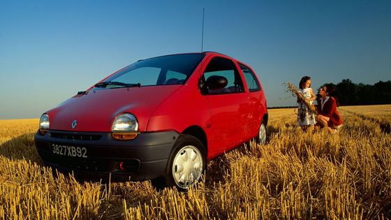 Renault Twingo - jedno z aut, od zahájení jehož prodeje uplynulo už 30 let.