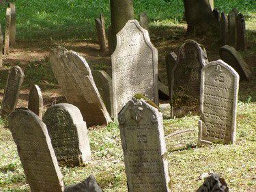 Polná, židovský hřbitov