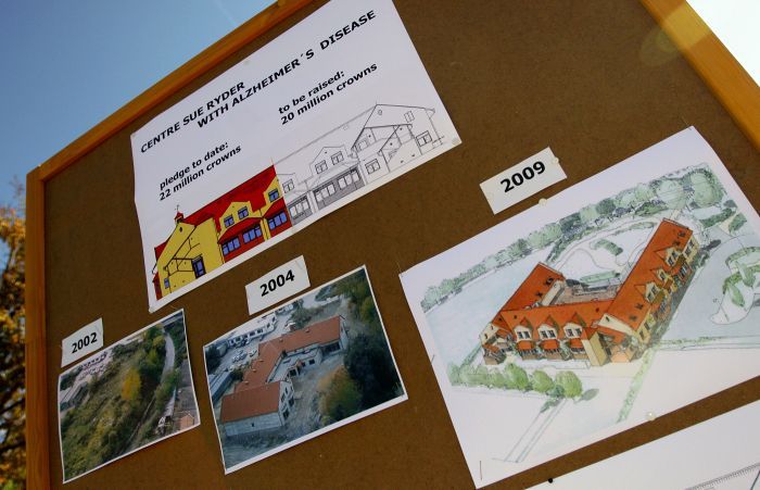 Princezna Anna v Domově Sue Ryder