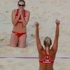 Osmifinále českých beach volejbalistek Kristýny Kolocové a Markéty Slukové proti Brazilkám