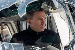 Kdo bude nový Bond? Daniel Craig už nechce mít povolení zabíjet, spekulují média