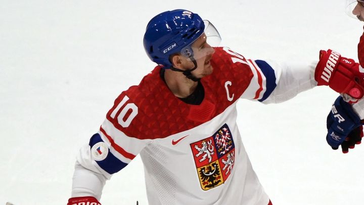 Kapitánem hokejistů bude opět útočník Červenka. K ruce má asistenty Krejčího a Šcotku; Zdroj foto: Reuters