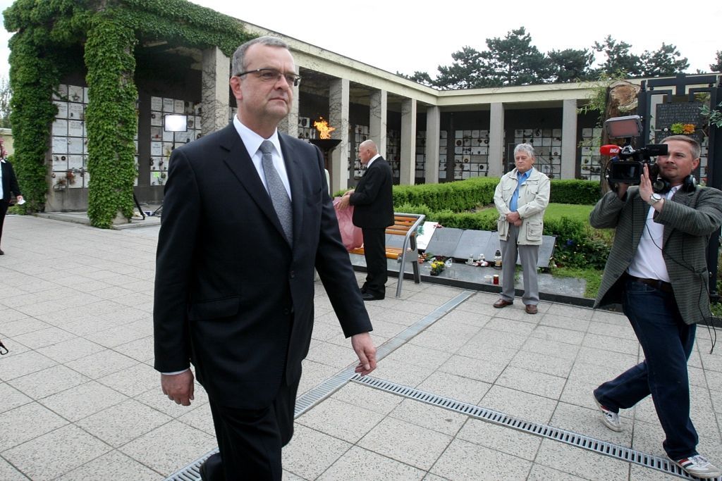 Pohřeb Valtra Komárka