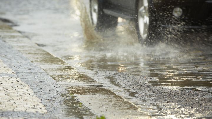 Po vydatných deštích stoupají hladiny řek, hlavně na jihu Čech a Moravy