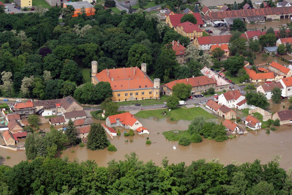 Letem nad zatopeným světem