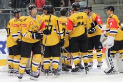 V hokejové LM postoupily Litvínov, Liberec a Sparta. Vítkovice a Třinec končí