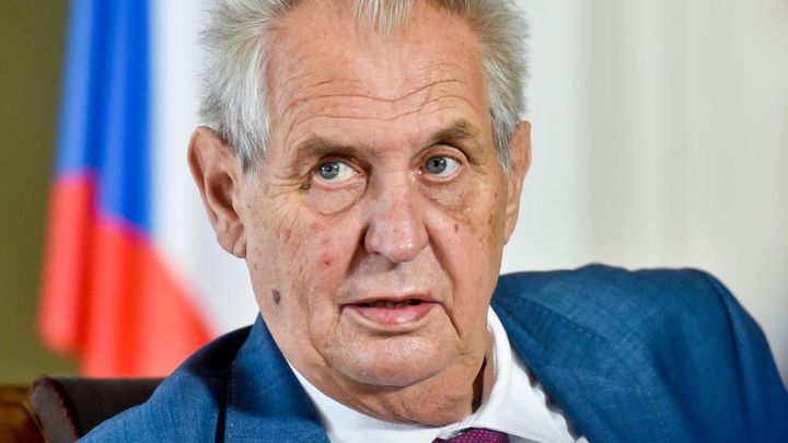 Zeman je starý a nemocný muž se sklony k provokaci. Rozděluje Česko, píše německá ARD