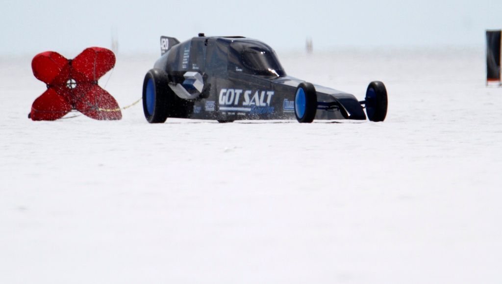 UTAH - 63.každoroční Bonneville SpeedWeek na Boneville Salt Flats u Wendoveru