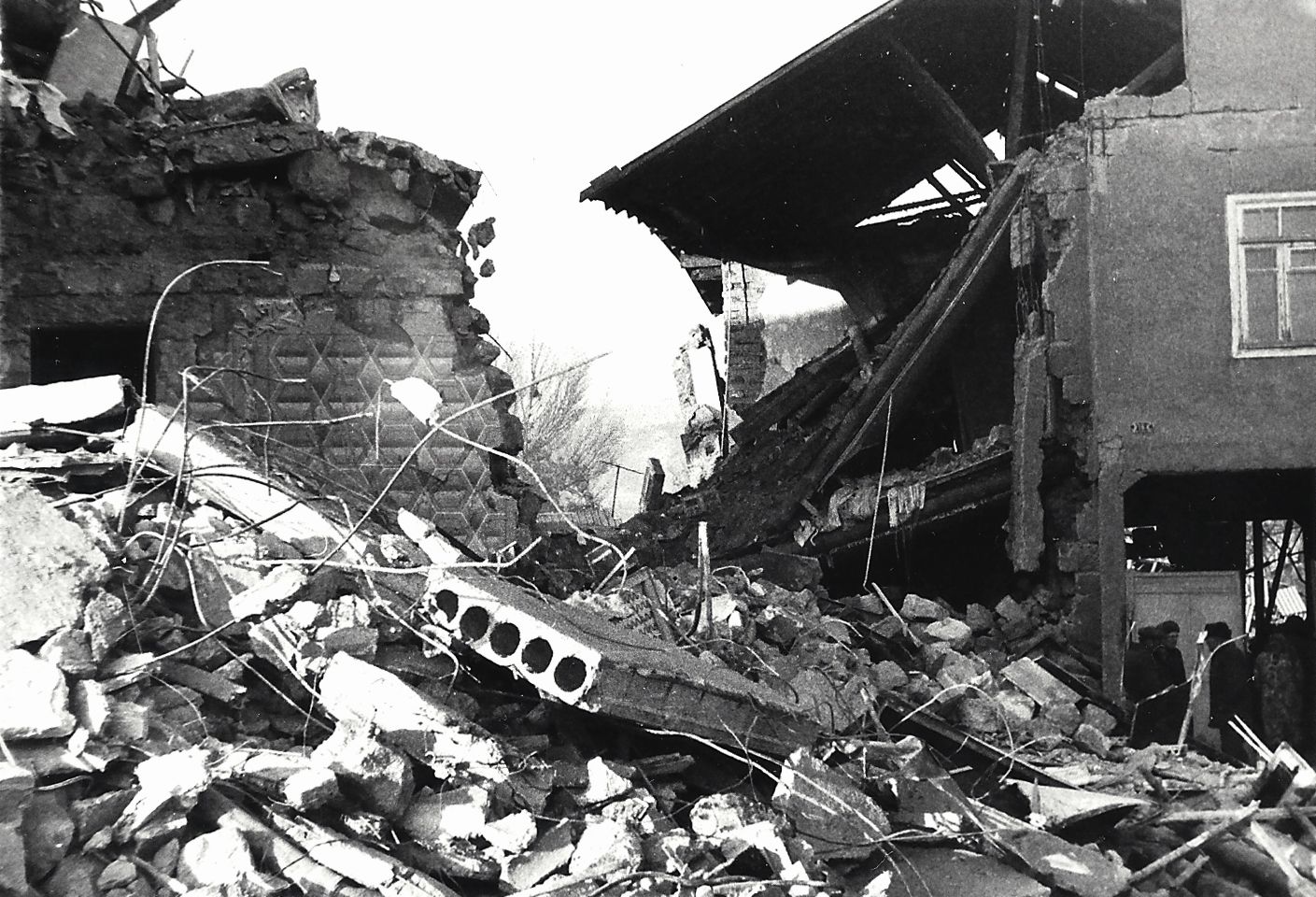 Jednorázové užití / Fotogalerie / Tak v roce 1988 vypadalo děsivé zemětřesení v Armenii / Wikipedia