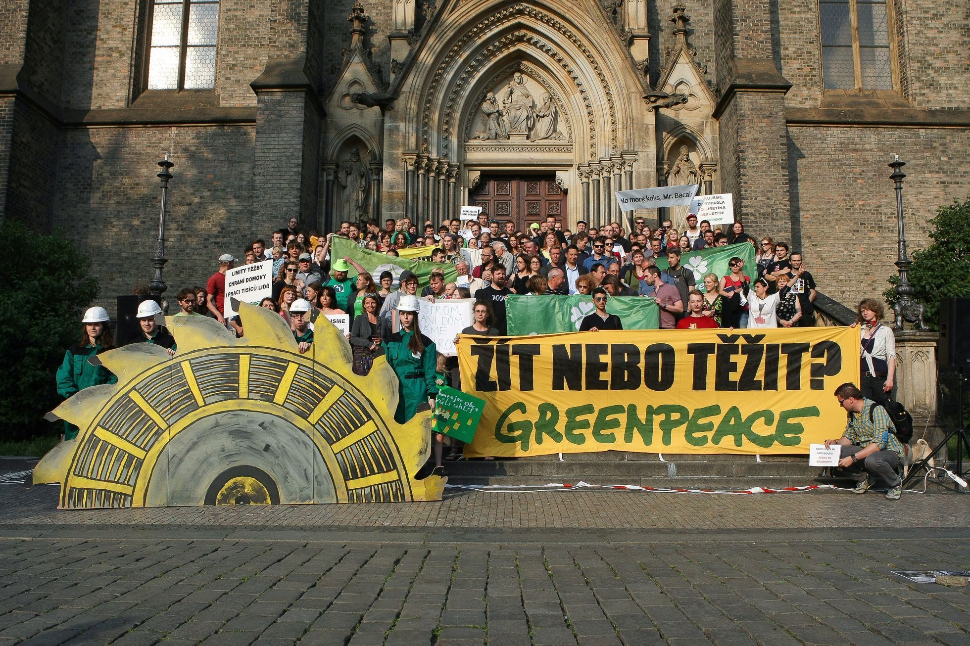 Limity jsme my - večerní demonstrace - Praha