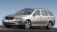 V roce 2005 přišla na trh varianta kombi.