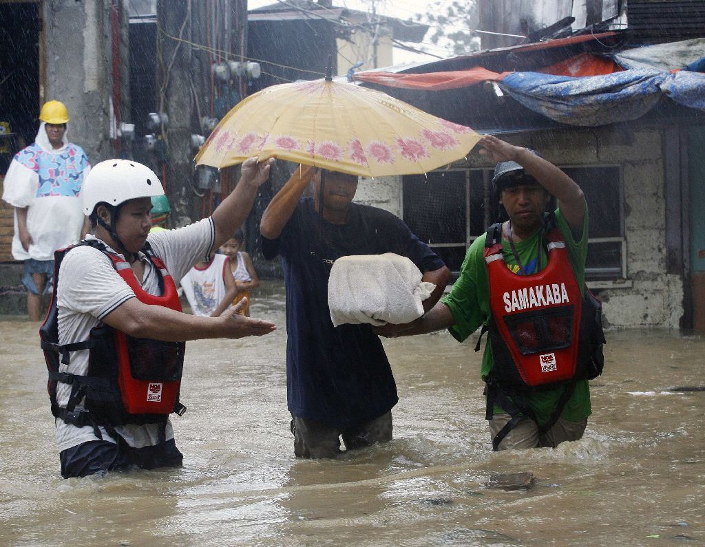 Tajfun Nesat zasáhl Filipíny