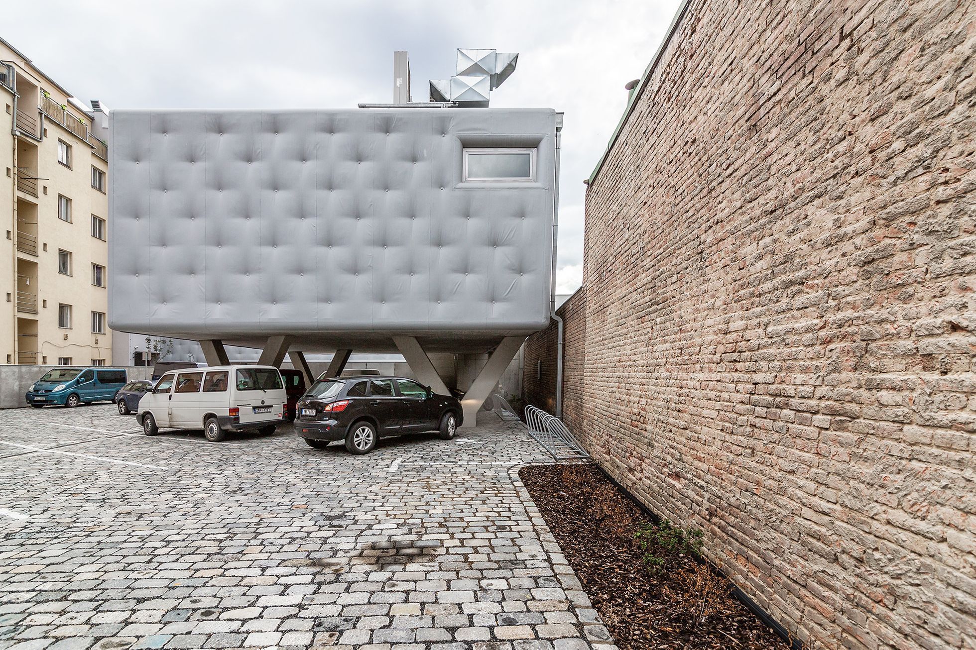 DOX, koncertní hala