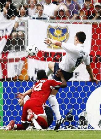 Anglie - Trinidad a Tobago: Terry a John