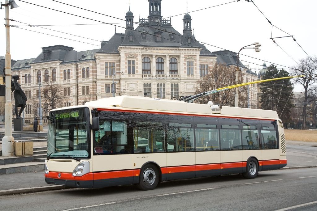 Trolejbus - Škoda 24Tr