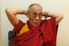 Vatikán zavírá před dalajlamou dveře. Bojí se Číny