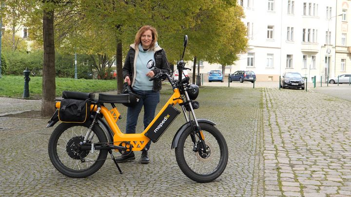 Neříkejte mi Babetta. Český Mopedix chce vrátit mopedy do módy