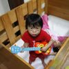 Lee Jin-ri (front), 5, and Choi Seol, 19, play at the Joosarang church in Seoul September 20, 2012. The two disabled children had been abandoned at a "baby box" at the church years earlier and have been raised since then at the church. Pastor Lee Jong-rak who runs the "baby box" where mothers can leave unwanted infants has seen a sharp increase in the number of newborns being left there because, the pastor says, of a new law aimed protecting the rights of children. South Korea is trying to shed a reputation of being a source of babies for adoption by people abroad. It is encouraging domestic adoption and tightening up the process of a child's transfer from birth mother to adoptive parents. Picture taken September 20, 2012. REUTERS/Kim Hong-Ji (SOUTH KOREA - Tags: SOCIETY) RELIGION) Published: Říj. 7, 2012, 6:53 dop.