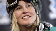 Sarah Burkeová , 3. 9. 1982 – 19. 1. 2012, kanadská freestyle lyžařka 

 Při tréninku v Park City Mountain Resortu v Utahu utrpěla těžké poranění hlavy zřejmě nejlepší světová freeskierka Sarah Burkeová a na následky zranění 19. ledna zemřela. Burkeová byla považována za jednu z favoritek olympijských her v roce 2014 v Soči. 

 Při tréninkovém skoku podle svědků dokončila trik a spadla přímo na hlavu. Hned na místě jí byla poskytnuta první pomoc, následně byla přepravena do nedaleké nemocnice v Utahu. Lékaři však konstatovali "nevratné poškození mozku na následky nedostatku kyslíku a krvácení do mozku po zástavě srdce" a nepomohla jí ani operace. 

 Článek: http://aktualne.centrum.cz/sportplus/ostatni-sporty/lyzovani/clanek.phtml?id=730496