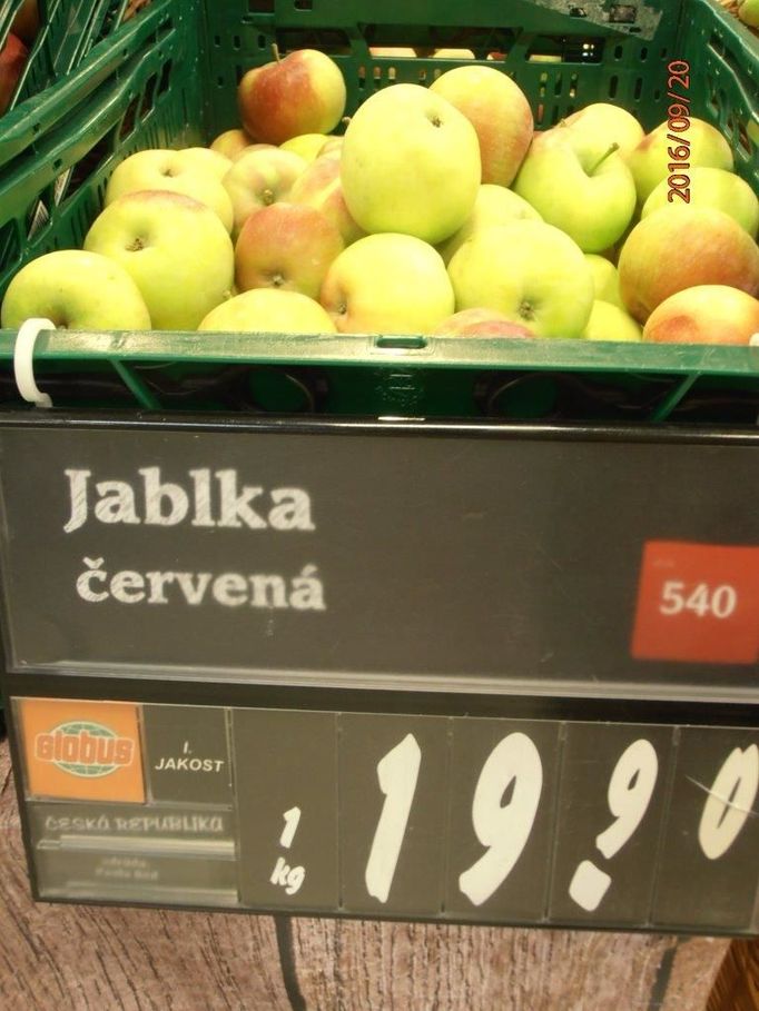 Polská jablka, která Globus prodával jako česká.