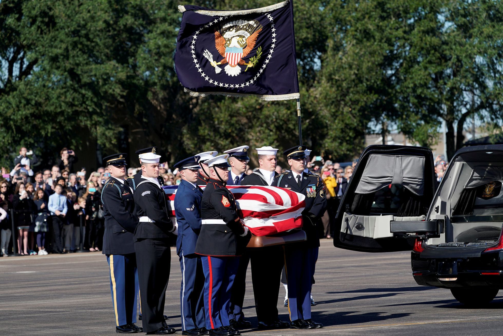 Pohřeb George Bushe staršího