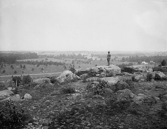 Archivní fotografie pojící se k bitvě u Gettysburgu, která patřila k zásadním momentům americké občanské války Severu proti Jihu v 60. letech 19. století.