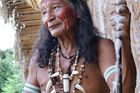 Pomsta dávného kmene za vraždu šamanky. Domorodci v Amazonii zlynčovali Kanaďana, ostatní přihlíželi