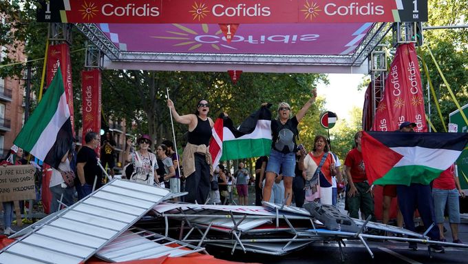 Protestanti narušili Vueltu