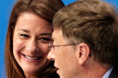 Bill a Melinda Gatesovi se po 27 letech rozvádí. Patřili k nejbohatším párům na světě