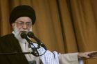 Íránský vůdce Chameneí je v nemocnici, tvrdí Izraelci