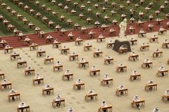 Konec podvádění u zkoušek. Studenty v Číně hlídá dron