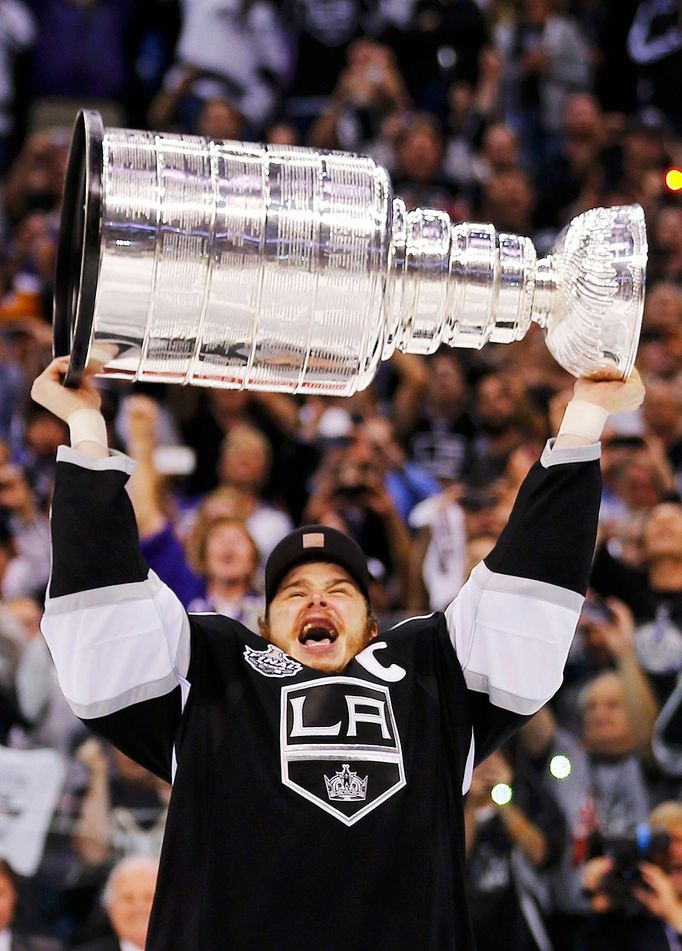 Šesté finále Stanley Cupu mezi Los Angeles Kings a New Jersey Devils