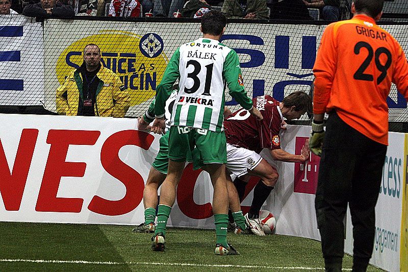 Fotbal v Sazka aréně