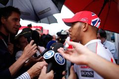 F1: Maďarské slunce svítilo pro Hamiltona
