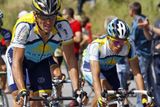 Lance Armstrong svému týmovému kolegovi Contadorovi nestačil