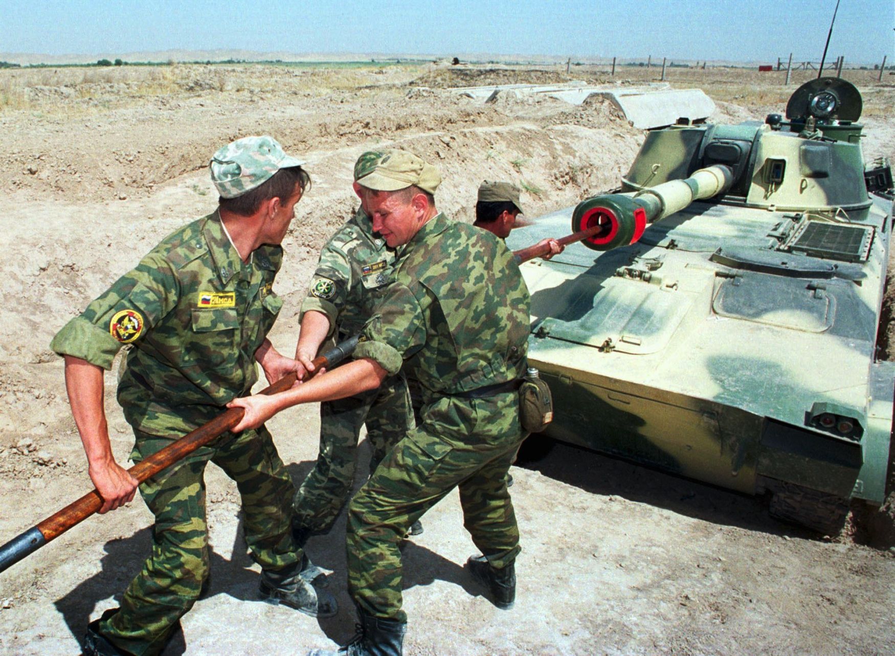 Ruští vojáci v Tádžikistánu