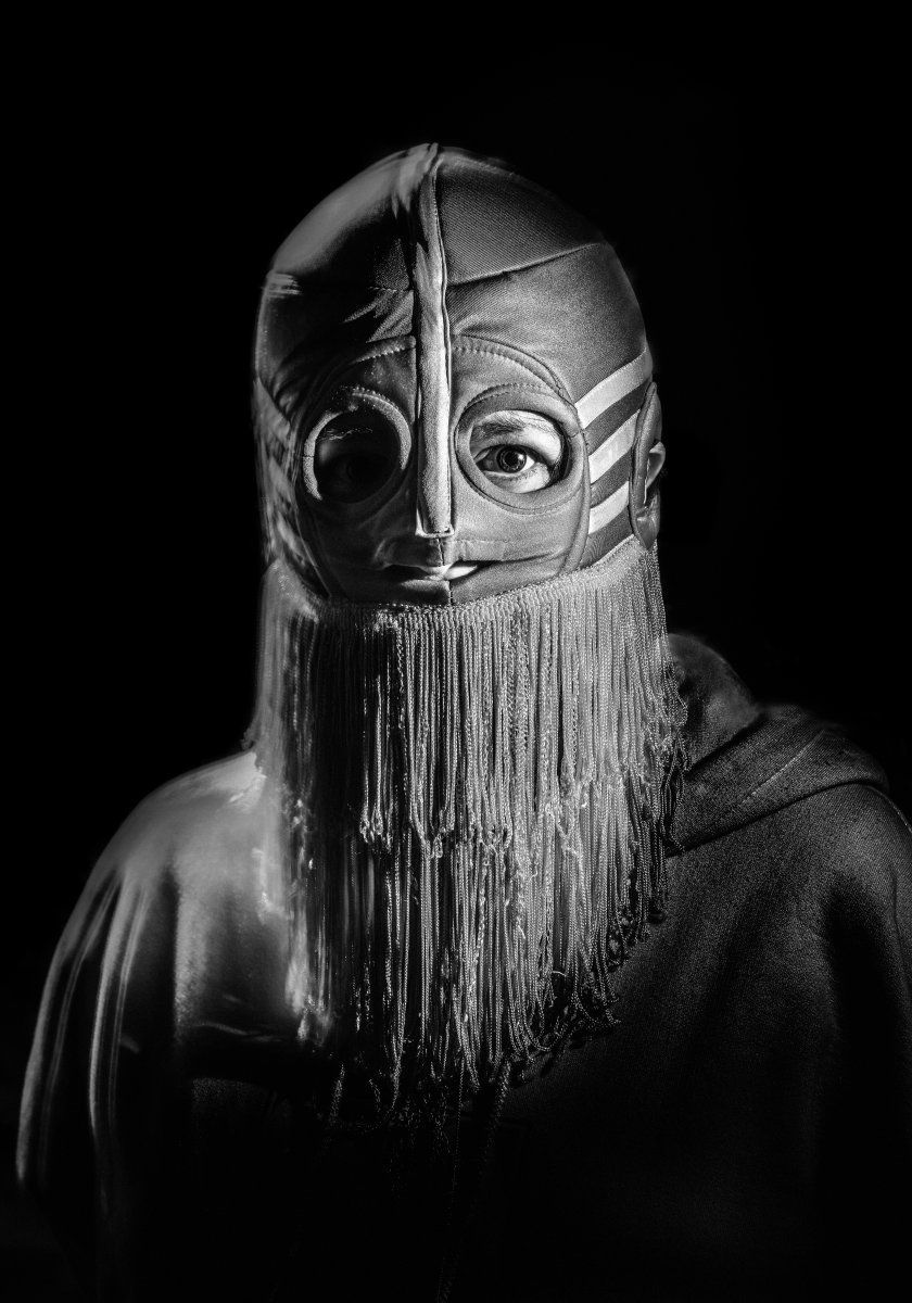 Vojtěch Vlk: ukázky z výstavy fotografií Masked musicians v Rock Café Praha