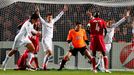 Bayern Mnichov slaví gól v síti Bordeaux.