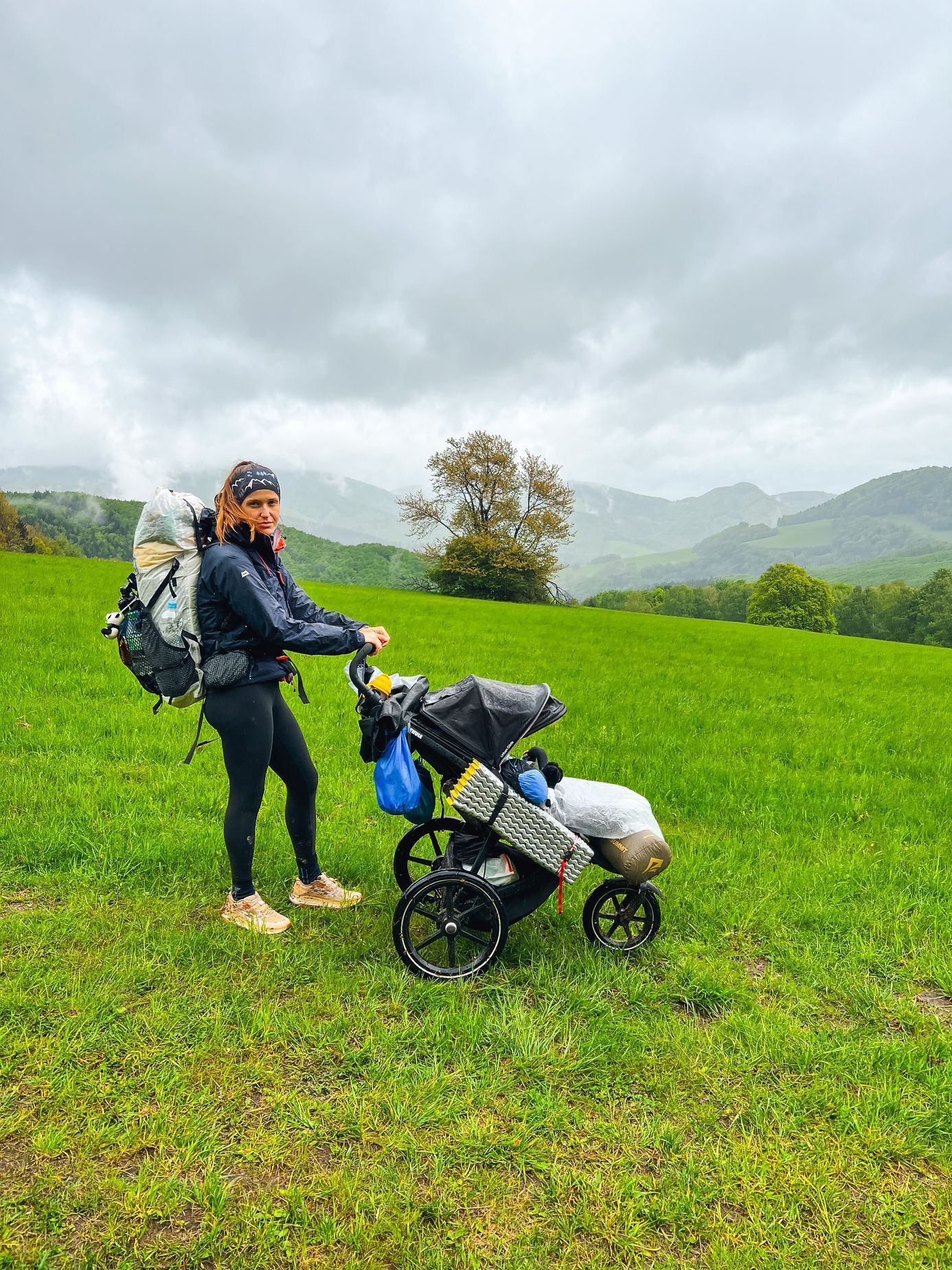 Hanka šla část Stezky Českem s malým synem v kočárku