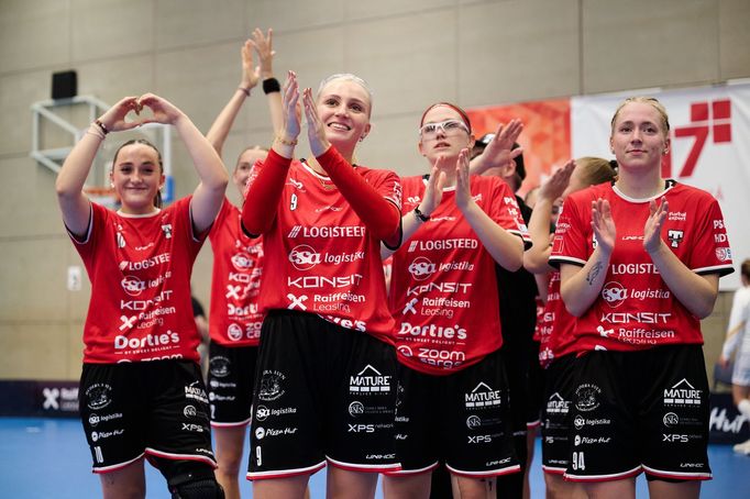Denisa Výborná (9) v dresu Střešovic
