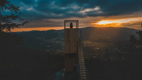 Liška, Medvěd, Ovce a Horník. Z vyhlídek u Rokytnice je krásný pohled na kraj severu