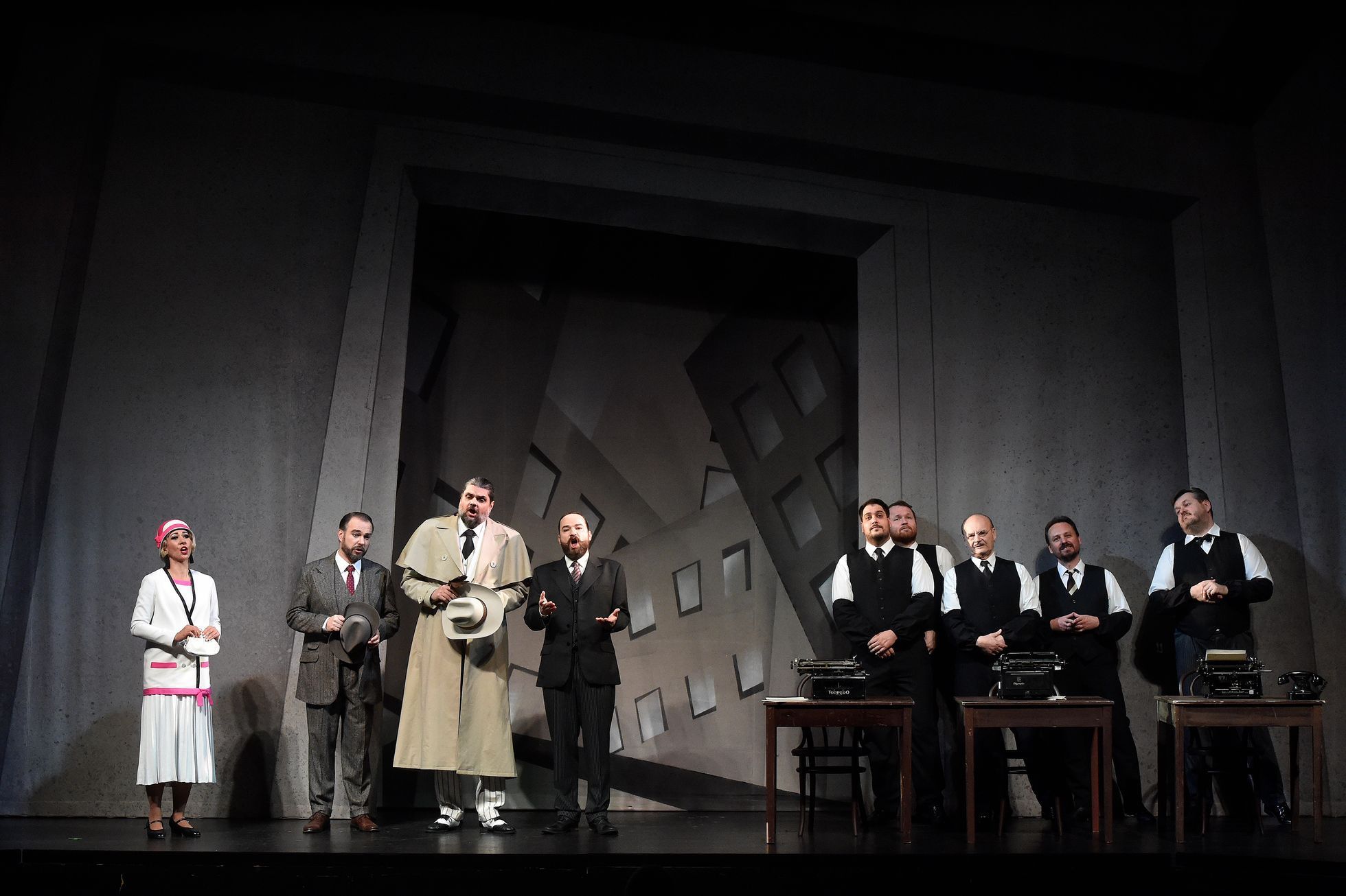 Bílý pán aneb Těžko se dnes duchům straší