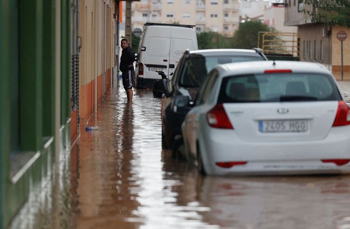 Zaplavená ulice v obci Catadau v provincii Valencie.