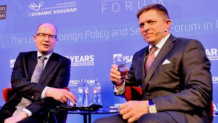 Slovensko má v EU už teď jinou pozici než Česká republika. Euro je pro Slováky úspěch, říká Kostolný