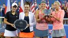 Andrea Hlaváčková, Lucie Hradecká, Ashleigh Bartyová, Casey DellAcquaová