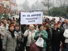 Stávkující demonstrovali proti vládním úsporám i ve Zlíně.