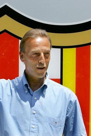 Johan Neeskens na snímku z roku 2006, kdy působil jako asistent trenéra v Barceloně