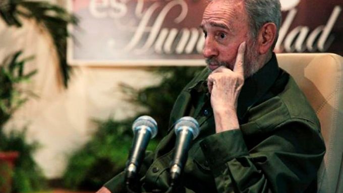 Fidel Castro je už čtyři roky vážně nemocen a na stará kolena teď poprvé připustil, že ekonomika na Kubě nefunguje, jak by měla